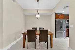 16353 Malibu Dr, Weston, FL 33326 - Photo 5
