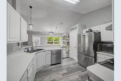 1550 SW Kosnar Avenue, Port Saint Lucie, FL 34953 - Photo 3