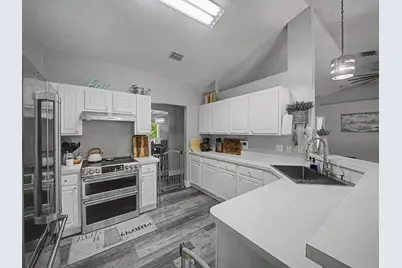1550 SW Kosnar Avenue, Port Saint Lucie, FL 34953 - Photo 9