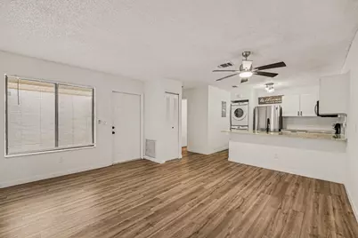 1011 NE Abada Ct Court NE #110, Palm Bay, FL 32905 - Photo 3