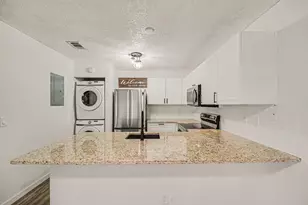 1011 NE Abada Ct Ct NE, Palm Bay, FL 32905 - Photo 5