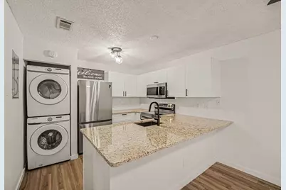 1011 NE Abada Ct Court NE #110, Palm Bay, FL 32905 - Photo 7