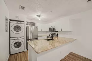 1011 NE Abada Ct Ct NE, Palm Bay, FL 32905 - Photo 7