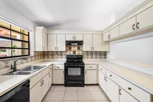 206 Congressional Way, Deerfield Beach, FL 33442 - Photo 13