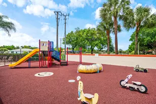 206 Congressional Way, Deerfield Beach, FL 33442 - Photo 33