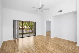 206 Congressional Way, Deerfield Beach, FL 33442 - Photo 9