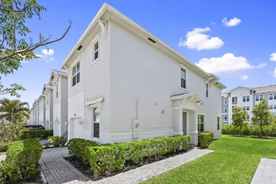 840 SE Grovebush Lane, Port Saint Lucie, FL 34984 - Photo 17