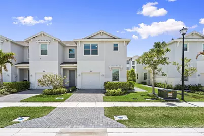 840 SE Grovebush Lane, Port Saint Lucie, FL 34984 - Photo 1