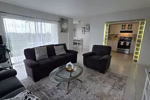 4164 Inverrary Dr, Lauderhill, FL 33319 - Photo 9