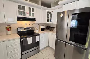 4164 Inverrary Dr, Lauderhill, FL 33319 - Photo 11