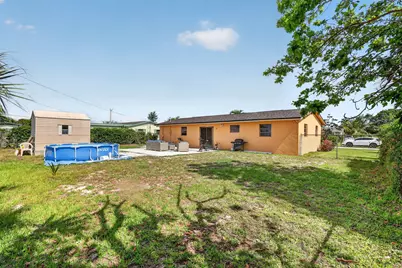 361 W 21st Street, Riviera Beach, FL 33404 - Photo 31