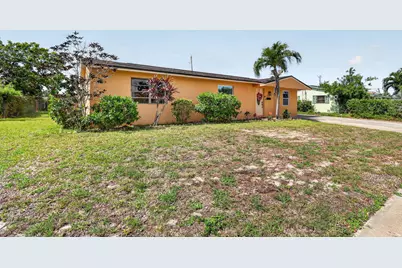 361 W 21st Street, Riviera Beach, FL 33404 - Photo 3