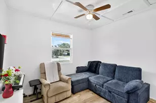 361 W 21st St, Riviera Beach, FL 33404 - Photo 27