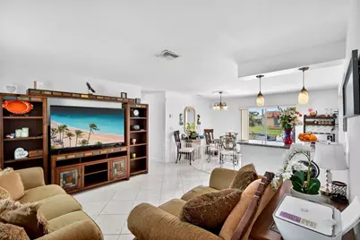 361 W 21st Street, Riviera Beach, FL 33404 - Photo 5