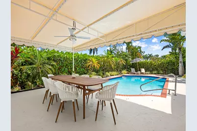 1521 NE 40th Court, Oakland Park, FL 33334 - Photo 13