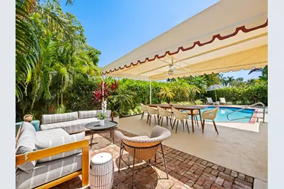 1521 NE 40th Court, Oakland Park, FL 33334 - Photo 17