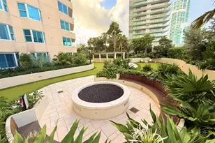 400 South Pointe Dr, Miami Beach, FL 33139 - Photo 7