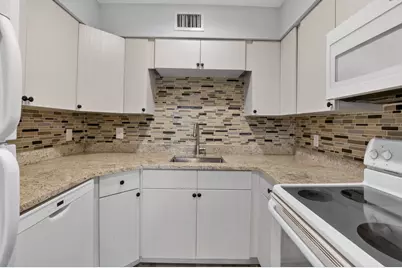 2535 SW 22nd Avenue #103, Delray Beach, FL 33445 - Photo 15