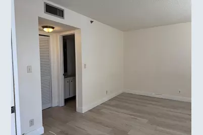 3510 Oaks Way #605, Pompano Beach, FL 33069 - Photo 9