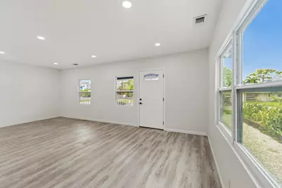 1566 NW 9th Avenue, Stuart, FL 34994 - Photo 7