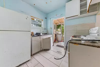 427 El Prado, West Palm Beach, FL 33405 - Photo 11