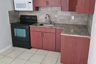 1002 McIntosh St, West Palm Beach, FL 33405 - Photo 5