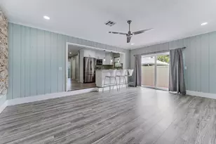 856 SW Rustic Cir, Stuart, FL 34997 - Photo 9