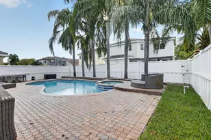 6249 SW 194th Ave, Pembroke Pines, FL 33332 - Photo 47