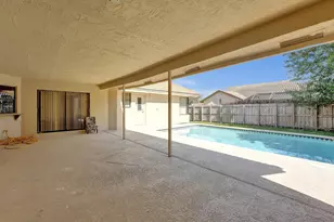 5029 NW 98th Ln, Coral Springs, FL 33076 - Photo 9