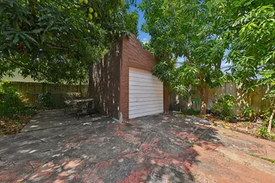 428 El Prado, West Palm Beach, FL 33405 - Photo 27