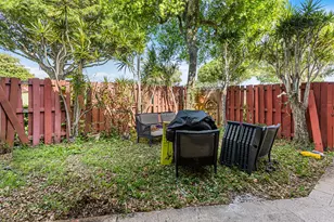3856 Victoria Dr, West Palm Beach, FL 33406 - Photo 23