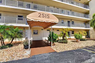 2515 NE 1st Ct, Boynton Beach, FL 33435 - Photo 3