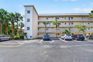 2515 NE 1st Ct, Boynton Beach, FL 33435 - Photo 1