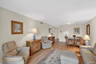 2515 NE 1st Ct, Boynton Beach, FL 33435 - Photo 13