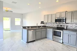 1112 Andrew Aviles Cir, Tampa, FL 33619 - Photo 3