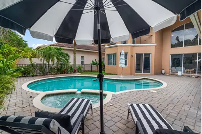 544 Edgebrook Lane, West Palm Beach, FL 33411 - Photo 25