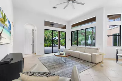 544 Edgebrook Lane, West Palm Beach, FL 33411 - Photo 21