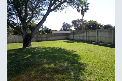 151 Cordoba Circle, Royal Palm Beach, FL 33411 - Photo 3