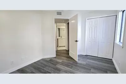 5539 Courtyard Drive #5539, Margate, FL 33063 - Photo 9