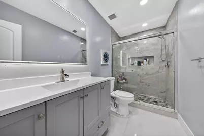 650 NW 38th Place, Deerfield Beach, FL 33064 - Photo 37