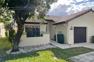 432 Ashwood Pl, Boca Raton, FL 33431 - Photo 3