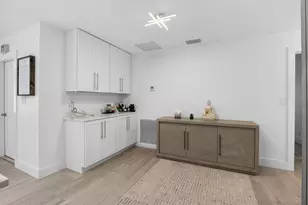 658 NW 7th Ave, Boca Raton, FL 33486 - Photo 11