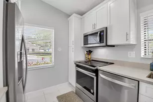 8130 Springtree Rd, Boca Raton, FL 33496 - Photo 19
