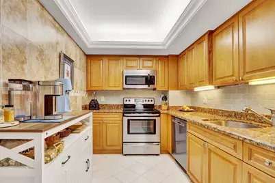 3450 S Ocean Boulevard #327, Palm Beach, FL 33480 - Photo 9