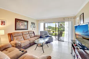 5715 Fairway Park Dr, Boynton Beach, FL 33437 - Photo 9
