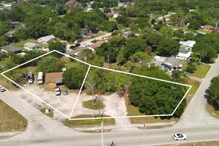 902 Angle Rd, Fort Pierce, FL 34947 - Photo 3