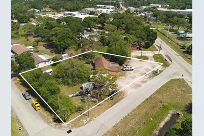 902 Angle Road, Fort Pierce, FL 34947 - Photo 13