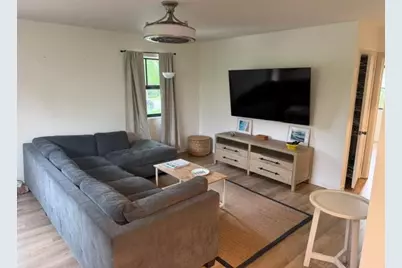 211 Princeton Drive, Lake Worth Beach, FL 33460 - Photo 5