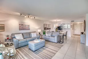 12871 Briarlake Dr, West Palm Beach, FL 33418 - Photo 11