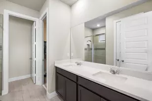 8588 Dahlia Cir, Port Saint Lucie, FL 34986 - Photo 31